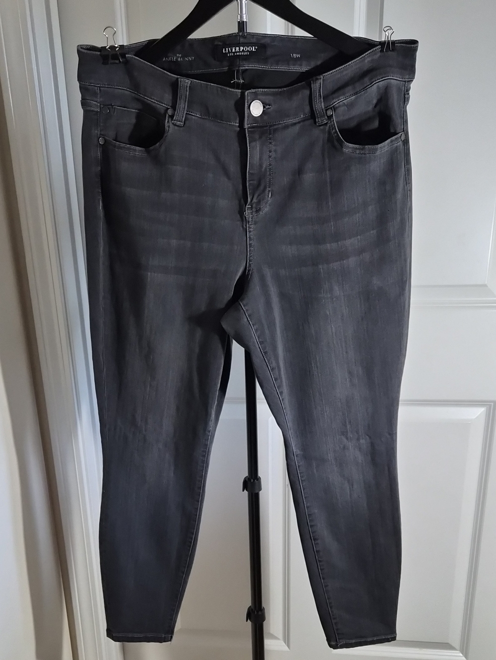 Liverpool Charcoal Gray Skinny Jeans